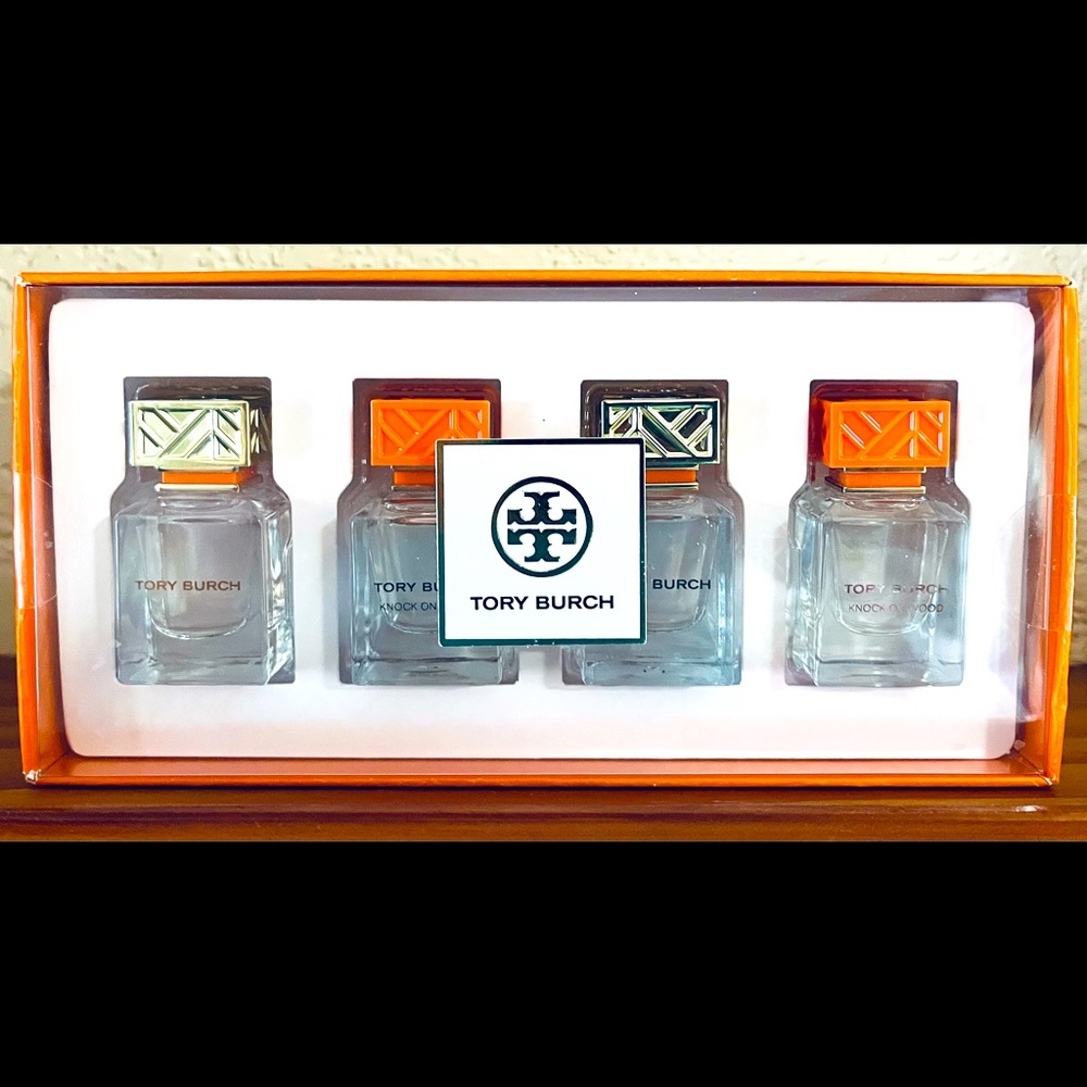 Tory Burch 4 pieces mini gift set. 0.96 Ounces.